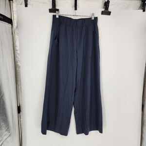 Beyond Yoga Women's Navy Blue Medium Short Easy Wide Leg Pants‎ 29" Inseam NWT